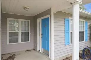 2628 Daniel Boone Ln, Hope Mills, NC 28348 - Photo 2