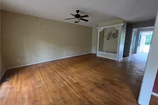 4713 Miranda Dr, Hope Mills, NC 28348 - Photo 4