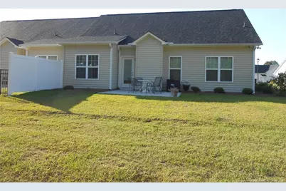 210 Oak Pointe Circle, Lumberton, NC 28358 - Photo 8