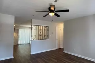 1313 Ireland Dr, Fayetteville, NC 28304 - Photo 4