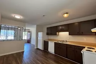 1313 Ireland Dr, Fayetteville, NC 28304 - Photo 6