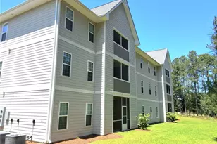 260 Gallery Dr, Spring Lake, NC 28390 - Photo 4