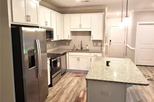 260 Gallery Dr, Spring Lake, NC 28390 - Photo 8