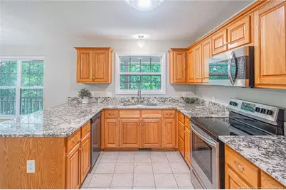 3910 Sarasota Drive, Fayetteville, NC 28311 - Photo 8