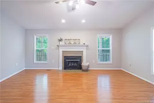 3910 Sarasota Dr, Fayetteville, NC 28311 - Photo 6