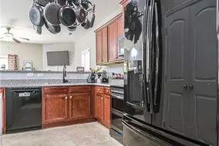 4728 Gander Way, Hope Mills, NC 28348 - Photo 10