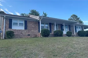 6206 Larue Ct, Fayetteville, NC 28303 - Photo 2