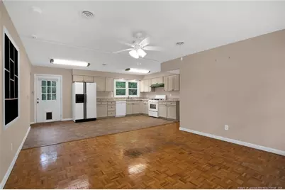 837 Montclair Road, Fayetteville, NC 28314 - Photo 6