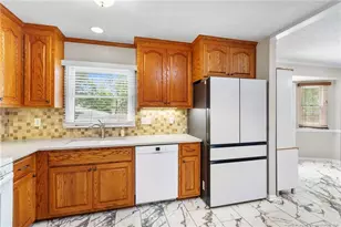 2520 Lull Water Dr, Fayetteville, NC 28306 - Photo 16