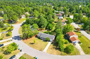 2027 Gillingham Cir, Fayetteville, NC 28304 - Photo 2