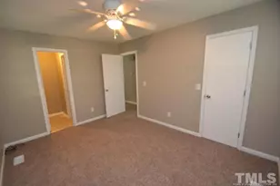 7801 Fairmont Ct, Raleigh, NC 27615 - Photo 12