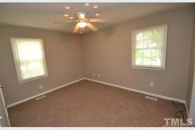 7801 Fairmont Court, Raleigh, NC 27615 - Photo 8
