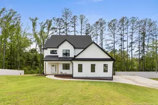 408 Stable Ct, Linden, NC 28356 - Photo 2