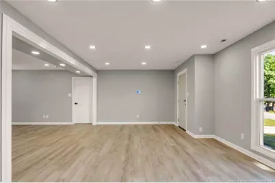 7586 Fox Fern Drive, Fayetteville, NC 28314 - Photo 14