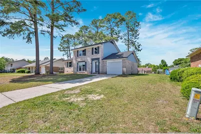 7586 Fox Fern Drive, Fayetteville, NC 28314 - Photo 2