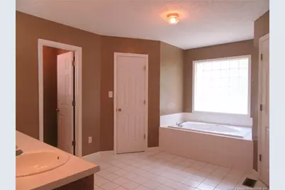 6720 Jacobs Creek Circle, Fayetteville, NC 28306 - Photo 18