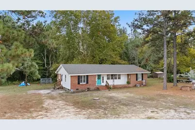 29844 N Turnpike Road, Wagram, NC 28396 - Photo 6