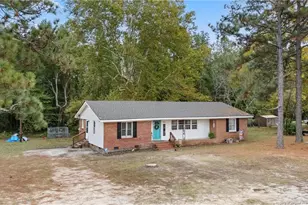 29844 N Turnpike Rd, Wagram, NC 28396 - Photo 6