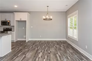 3023 Candlelight Dr, Fayetteville, NC 28311 - Photo 8