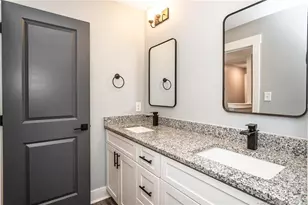 3021 Candlelight Dr, Fayetteville, NC 28311 - Photo 30