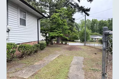 7300 Hyannis Drive, Fayetteville, NC 28304 - Photo 20