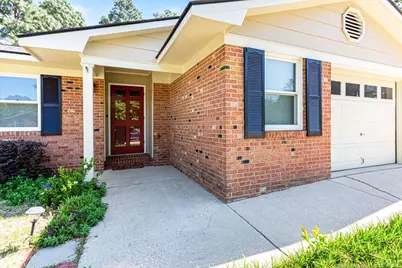 5714 Crenshaw Drive, Hope Mills, NC 28348 - Photo 4