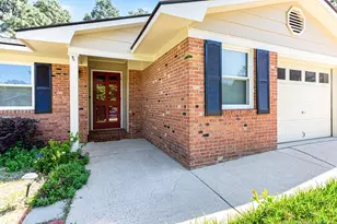 5714 Crenshaw Dr, Hope Mills, NC 28348 - Photo 4
