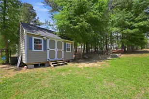 609 Prospectors Ln, Sanford, NC 27330 - Photo 10