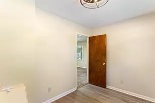 1802 Flintshire Rd, Fayetteville, NC 28304 - Photo 18