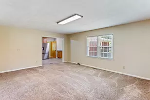 1802 Flintshire Rd, Fayetteville, NC 28304 - Photo 14