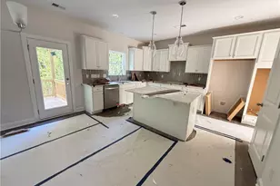605 Grand Griffon Wy, Lillington, NC 27546 - Photo 4
