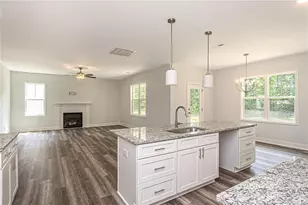 1428 Pamalee Dr, Fayetteville, NC 28303 - Photo 22