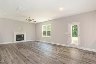 1432 Pamalee Dr, Fayetteville, NC 28303 - Photo 14