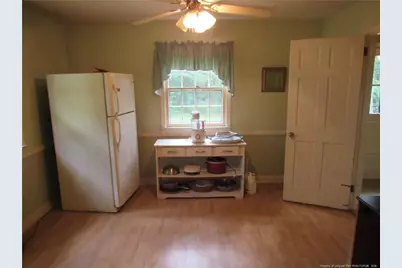 314 Mayflower Circle, Sanford, NC 27330 - Photo 6