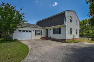 3551 Sturbridge Dr, Hope Mills, NC 28348 - Photo 2