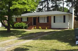 5101 N Sumac Cir, Fayetteville, NC 28304 - Photo 4
