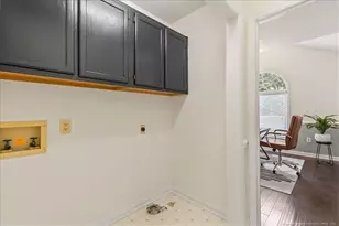 1939 Fairforest Dr, Fayetteville, NC 28304 - Photo 6