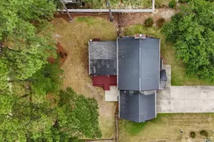 1939 Fairforest Dr, Fayetteville, NC 28304 - Photo 2