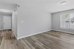 401 Meadowland Ct, Hope Mills, NC 28348 - Photo 8