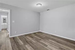 401 Meadowland Ct, Hope Mills, NC 28348 - Photo 10