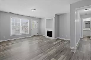 401 Meadowland Ct, Hope Mills, NC 28348 - Photo 6