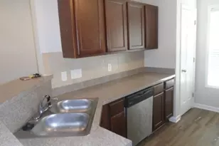 172 Collinwood Dr, Raeford, NC 28376 - Photo 6
