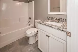 1102 W Carthage Rd, Lumberton, NC 28360 - Photo 32