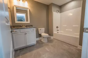 1102 W Carthage Rd, Lumberton, NC 28360 - Photo 38