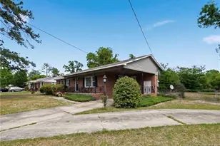 1413 Camelot Dr, Fayetteville, NC 28304 - Photo 2