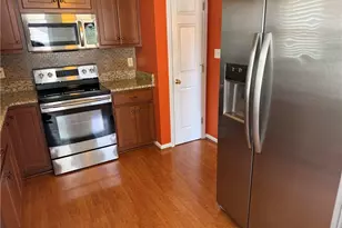 1813 Stetson Ln, Fayetteville, NC 28304 - Photo 8