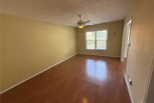 1813 Stetson Ln, Fayetteville, NC 28304 - Photo 10