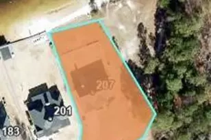 207 Summer Creek Ln, Sanford, NC 27332 - Photo 2