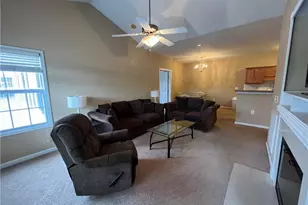 621 Marshtree Ln, Fayetteville, NC 28314 - Photo 4