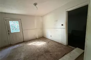 6559 Amanda Cir, Fayetteville, NC 28304 - Photo 8